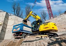 क्रॉलर एक्सकेवेटर New Holland E 195 LC