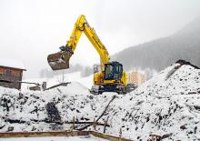 क्रॉलर एक्सकेवेटर New Holland E260C NR SLC