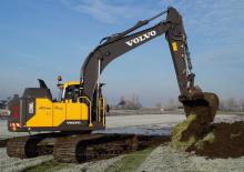 क्रॉलर एक्सकेवेटर Volvo EC180EL