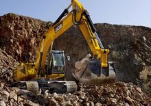 क्रॉलर एक्सकेवेटर JCB JS 260 LC