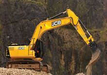 क्रॉलर एक्सकेवेटर JCB JS220NLC