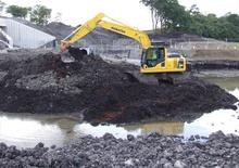 क्रॉलर एक्सकेवेटर Komatsu PC160LC-7