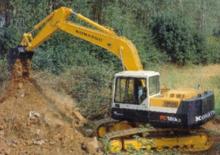 क्रॉलर एक्सकेवेटर Komatsu PC180LLC-5