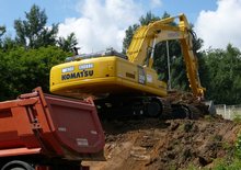 क्रॉलर एक्सकेवेटर Komatsu PC350NLC-8
