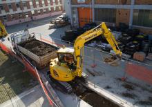 क्रॉलर एक्सकेवेटर Komatsu PC88MR-10