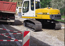 क्रॉलर एक्सकेवेटर Liebherr R 313 Litronic