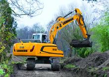 क्रॉलर एक्सकेवेटर Liebherr R 918