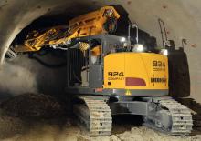 क्रॉलर एक्सकेवेटर Liebherr R 924 Compact Tunnel Litronic