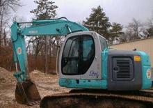 क्रॉलर एक्सकेवेटर Kobelco SK 200 SR