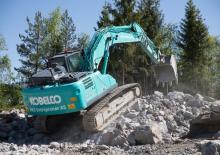 क्रॉलर एक्सकेवेटर Kobelco SK 300 NLC 10