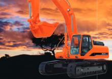 क्रॉलर एक्सकेवेटर Doosan Solar 300 LC-V SLR