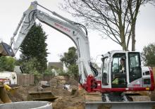 क्रॉलर एक्सकेवेटर Takeuchi TB 2150 C