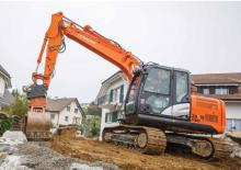 क्रॉलर एक्सकेवेटर Hitachi ZX 130-5 B