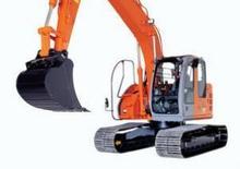 क्रॉलर एक्सकेवेटर Hitachi ZX 135 US