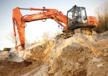 क्रॉलर एक्सकेवेटर Hitachi ZX 160 LC-3