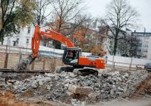 क्रॉलर एक्सकेवेटर Hitachi ZX 250 LC-5