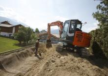 क्रॉलर एक्सकेवेटर Hitachi ZX 85 US BLC-3