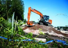 क्रॉलर एक्सकेवेटर Hitachi ZX130LCN-6