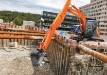 क्रॉलर एक्सकेवेटर Hitachi ZX350LC-6 TYPE HE18LD