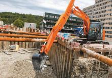 क्रॉलर एक्सकेवेटर Hitachi ZX350LC-6 TYPE HE20LD