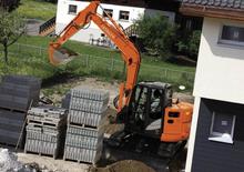 क्रॉलर एक्सकेवेटर Hitachi ZX85USB-5A