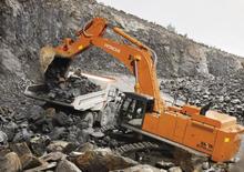 क्रॉलर एक्सकेवेटर Hitachi ZX870H-5 LD