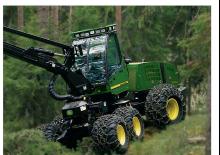 हार्वेस्टर John Deere 1070 D