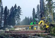 हार्वेस्टर John Deere 1470 G