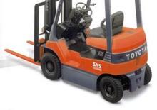 इलेक्ट्रिक फोर्कलिफ्ट Toyota 7 FB 18