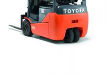 इलेक्ट्रिक फोर्कलिफ्ट Toyota 8 FBET 15