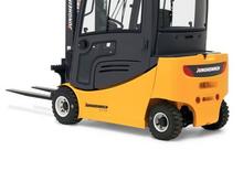 इलेक्ट्रिक फोर्कलिफ्ट Jungheinrich EFG 320