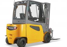 इलेक्ट्रिक फोर्कलिफ्ट Jungheinrich EFG S30
