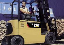 इलेक्ट्रिक फोर्कलिफ्ट Caterpillar EP25K PAC