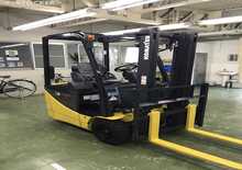 इलेक्ट्रिक फोर्कलिफ्ट Komatsu FB13M-12