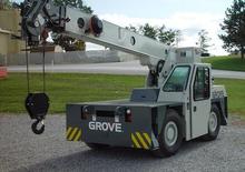इंडस्ट्रियल मोबाइल क्रेन Grove YB4411