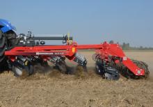 कल्टीवेटर Kongskilde DF 2500	