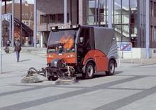 कॉम्पैक्ट स्वीपर Hako Citymaster 2000 E3