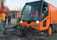 कॉम्पैक्ट स्वीपर Schmidt MFH 2500