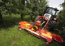 कॉम्पैक्ट यूटिलिटी ट्रैक्टर Steyr 4095 Kompakt Hilo Profi