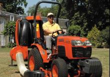 कॉम्पैक्ट यूटिलिटी ट्रैक्टर Kubota B 2530 HDB