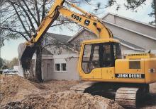 क्रॉलर एक्सकेवेटर John Deere Construction 490E