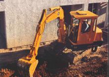 क्रॉलर एक्सकेवेटर John Deere Construction 70