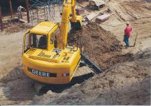 क्रॉलर एक्सकेवेटर John Deere Construction 80