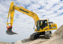 क्रॉलर एक्सकेवेटर Komatsu HB215LC-2 