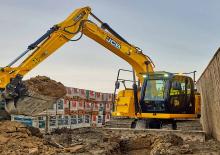 क्रॉलर एक्सकेवेटर JCB JS141LC