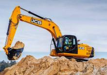 क्रॉलर एक्सकेवेटर JCB JS235 LC