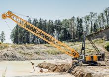 क्रॉलर क्रेन - लैटिस बूम Liebherr HS 8200