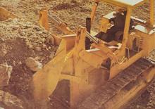 क्रॉलर लोडर John Deere Construction JD850