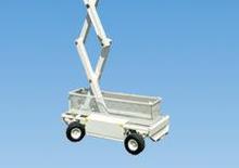 क्रॉलर सिज़र लिफ्ट Holland-Lift Q-135 DL 24 TR