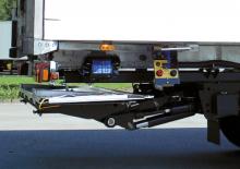 लोडिंग प्लेटफॉर्म MBB Palfinger MBB R 1500 S TRAILER